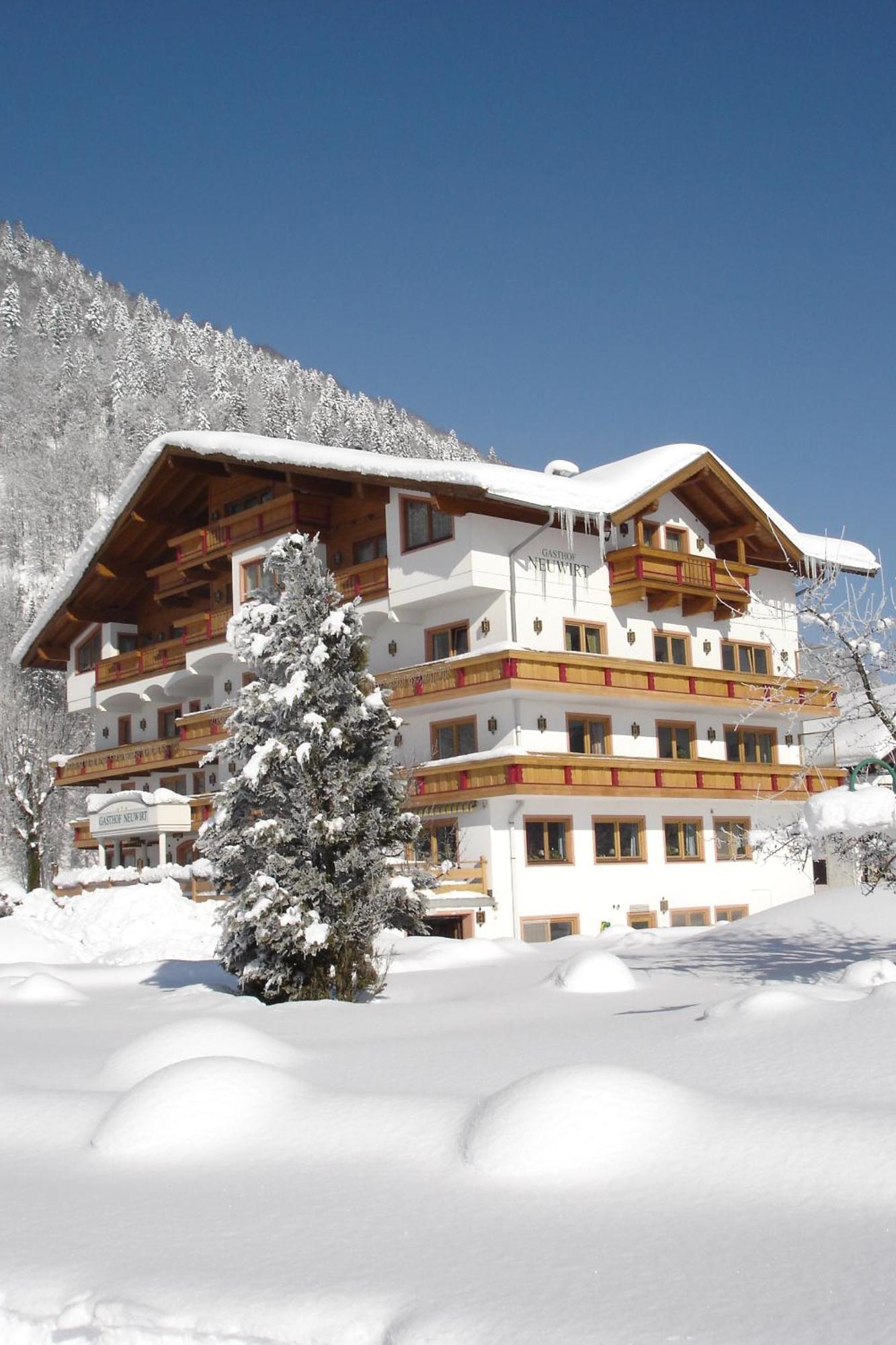 Hotel Neuwirt Kirchdorf in Tirol Exterior photo