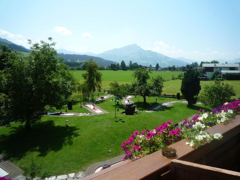 Hotel Neuwirt Kirchdorf in Tirol Room photo