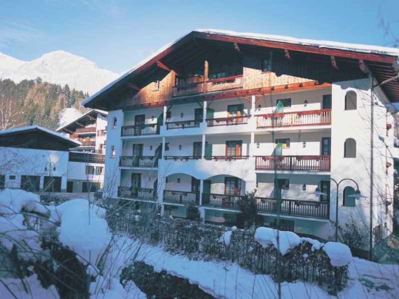 Hotel Neuwirt Kirchdorf in Tirol Exterior photo
